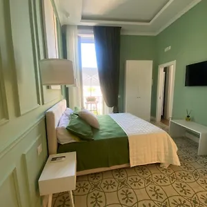 Domus Capodimonte Guest house